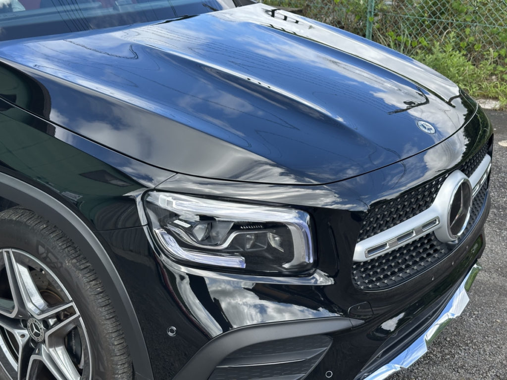 ベンツ・GLB・セラミックプロイオン2レイヤ-トップコート施工!!!窓枠カーラッピング!!!