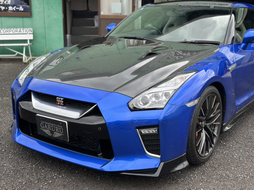 ニッサン・GT-R・ルーフ、ボンネットカーボン調プロテクションフィルム施工！！！