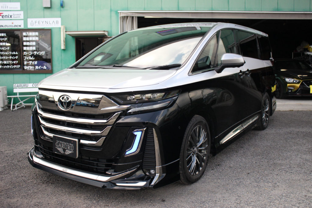 トヨタ・ヴェルファイア・デザイン・カーラッピング施工！！！