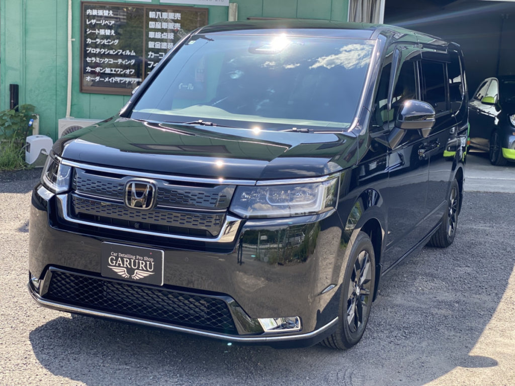 ホンダ・ステップワゴン・セラミックプロイオン2レイヤ－トップコート施工！！！