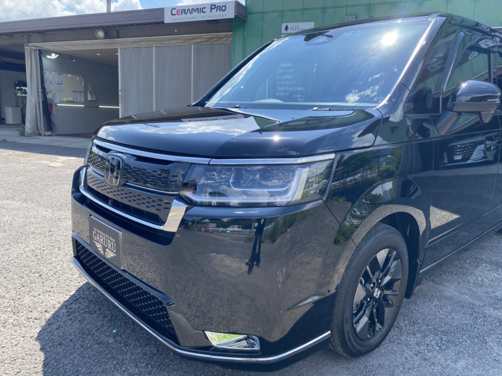 ホンダ・ステップワゴン・セラミックプロイオン2レイヤ－トップコート施工！！！