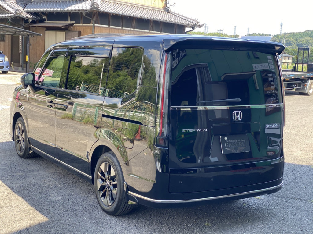 ホンダ・ステップワゴン・セラミックプロイオン2レイヤ－トップコート施工！！！