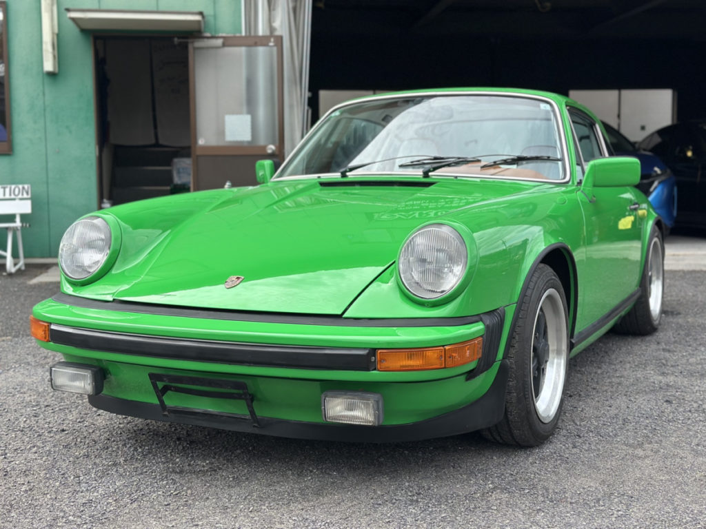 ポルシェ・911(930)内装総張替え!!!