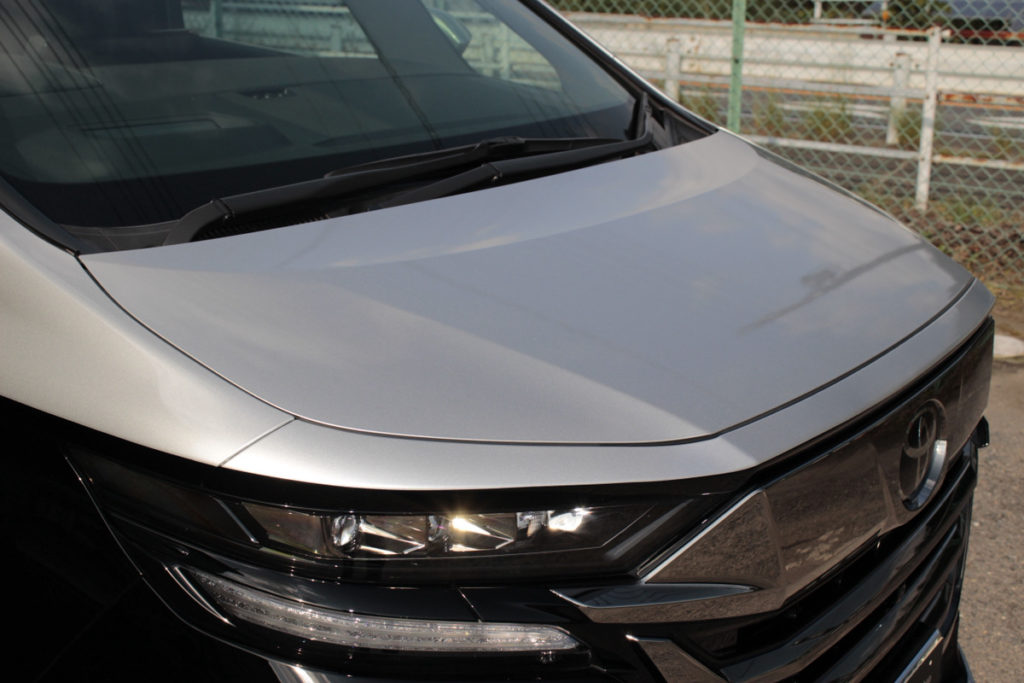 トヨタ・ヴェルファイア・デザイン・カーラッピング施工！！！