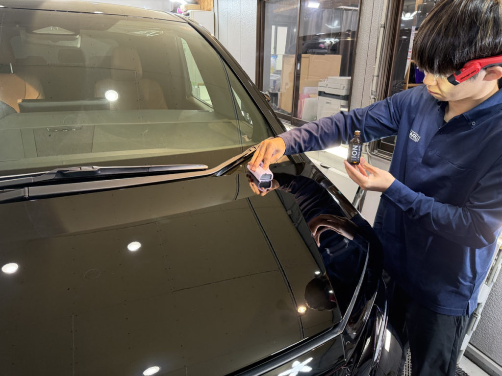 トヨタ・ヴェルファイア・セラミックプロイオン2レイヤ－トップコート施工！！！
