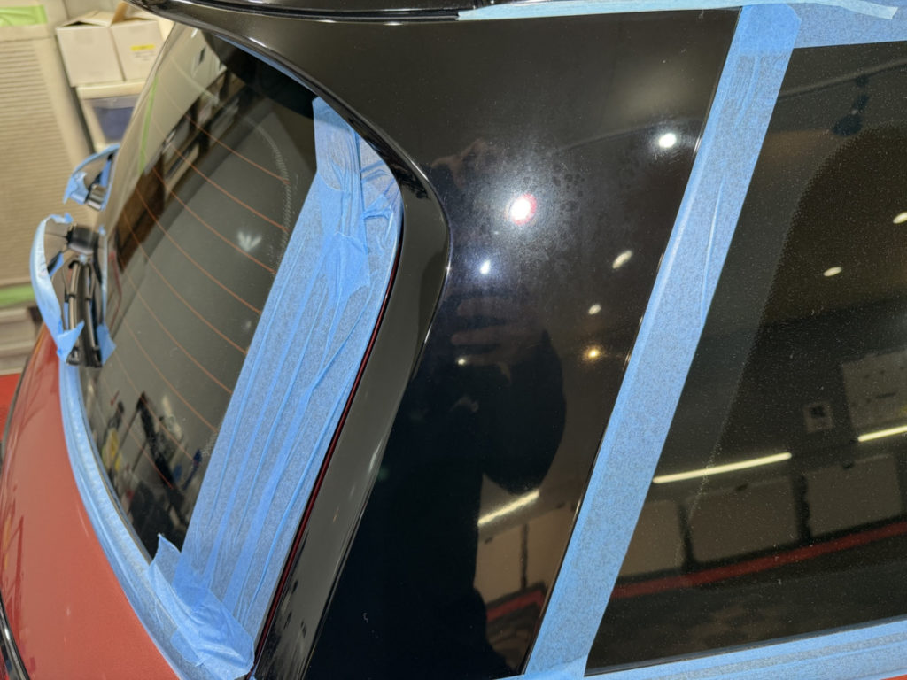 ミニ・クラブマン・セラミックプロイオン2レイヤ－トップコート施工・グリルラッピング施工！！！