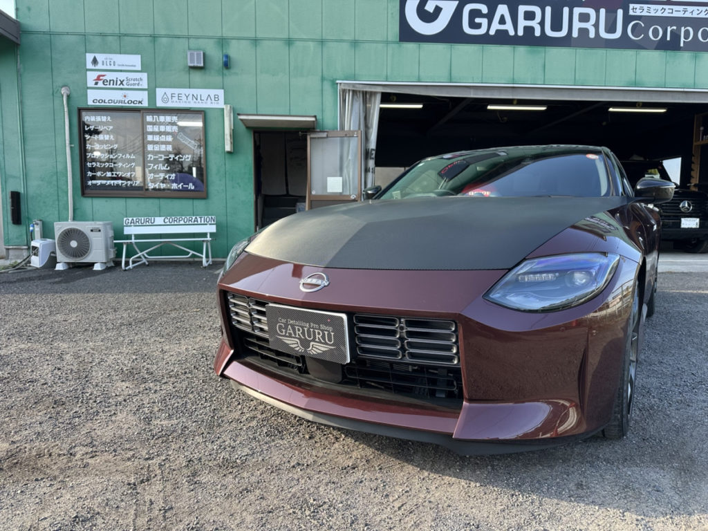ニッサン・フェアレディRZ34・ルーフラッピング・ボンネットラッピング施工！！！