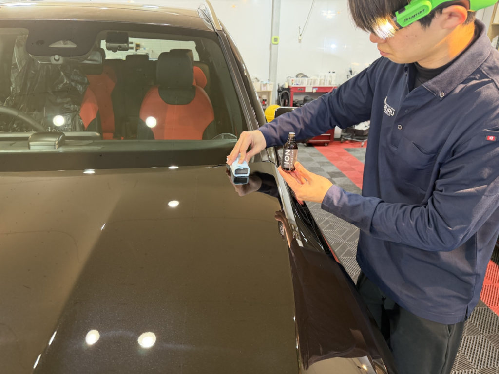 ベンツ・GLB200D・セラミックイオン2レイヤ-トップコート施工!!!