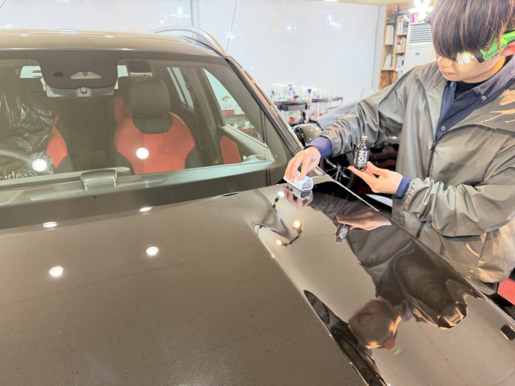 ベンツ・GLB200D・セラミックイオン2レイヤ-トップコート施工!!!