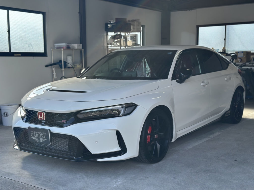 ホンダ・シビックタイプR・セラミックプロイオン2レイヤ－トップコート施工・ヘッドライト・プロテクションフィルム施工！！！