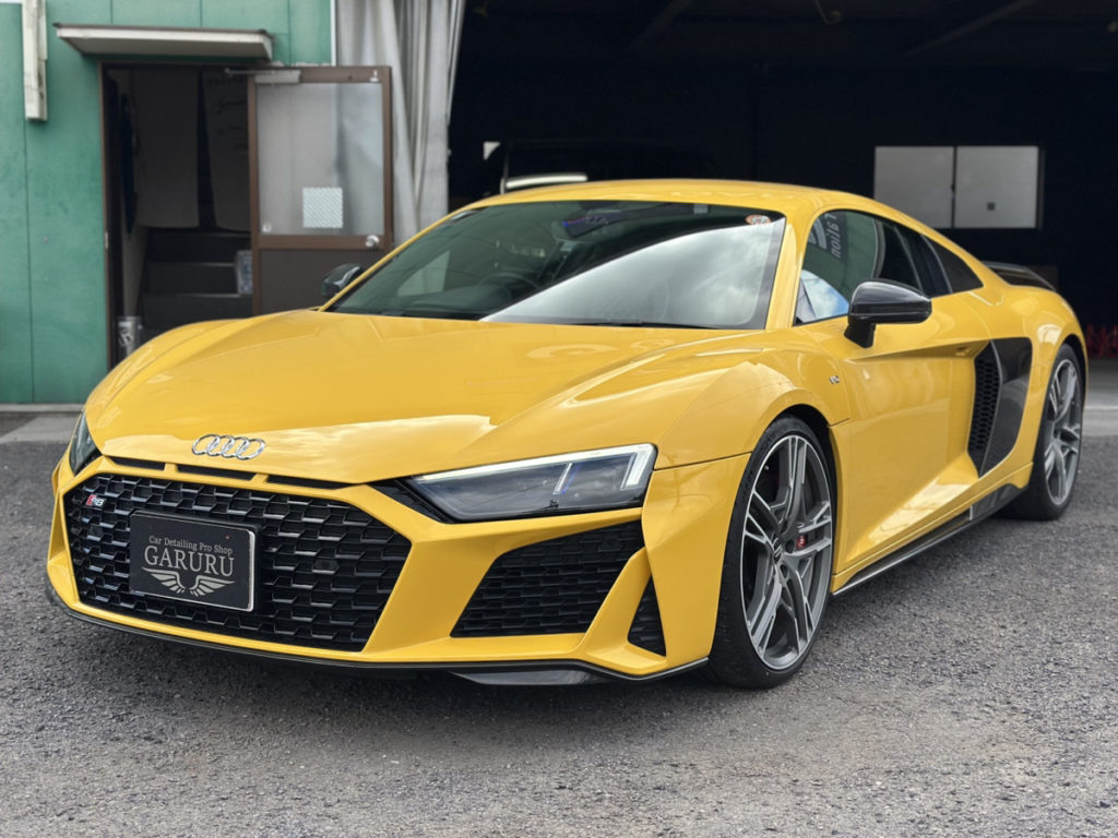 アウディ・R8・ダッシュボード内装張替え！！！