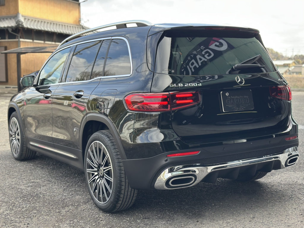 ベンツ・GLB200D・セラミックイオン2レイヤ-トップコート施工!!!