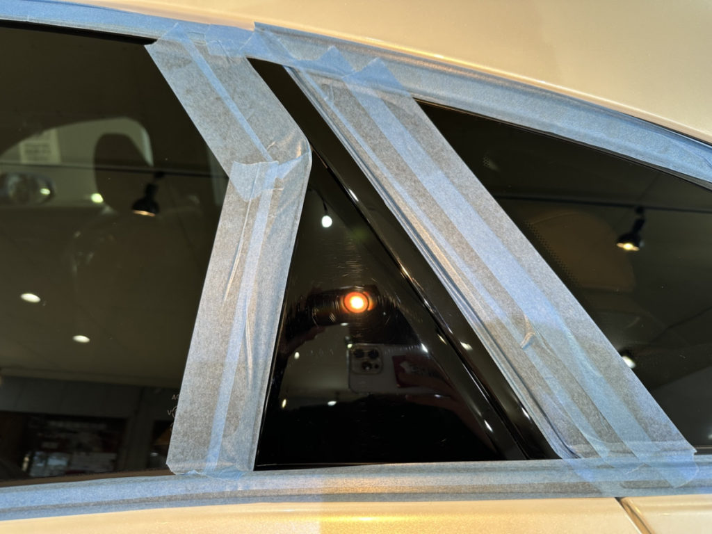 トヨタ・クラウンスポーツ・セラミックプロイオン2レイヤ－トップコート施工！！！