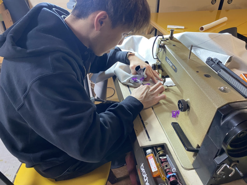 ジャガー・FーTYPE・内装ルーフレザー張替！！！！