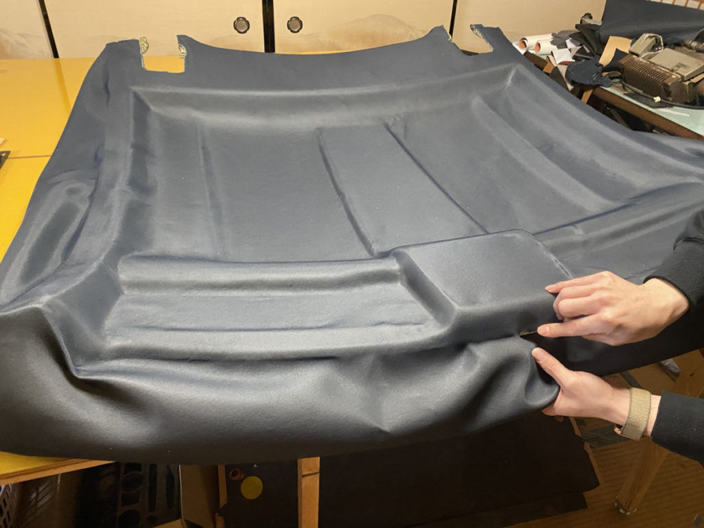 ジャガー・FーTYPE・内装ルーフレザー張替！！！！