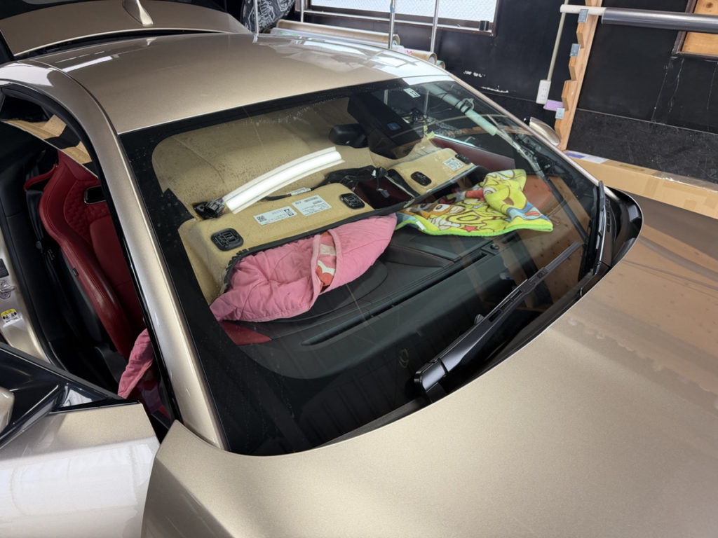 ジャガー・FーTYPE・内装ルーフレザー張替！！！！