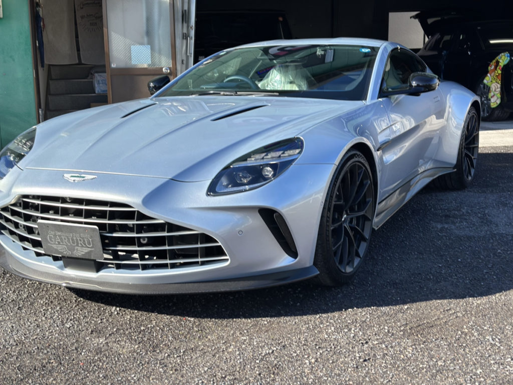 アストンマーチン・ヴァンテージ・フロントフル・カーボンスポイラー・プロテクションフィルム施工!!!