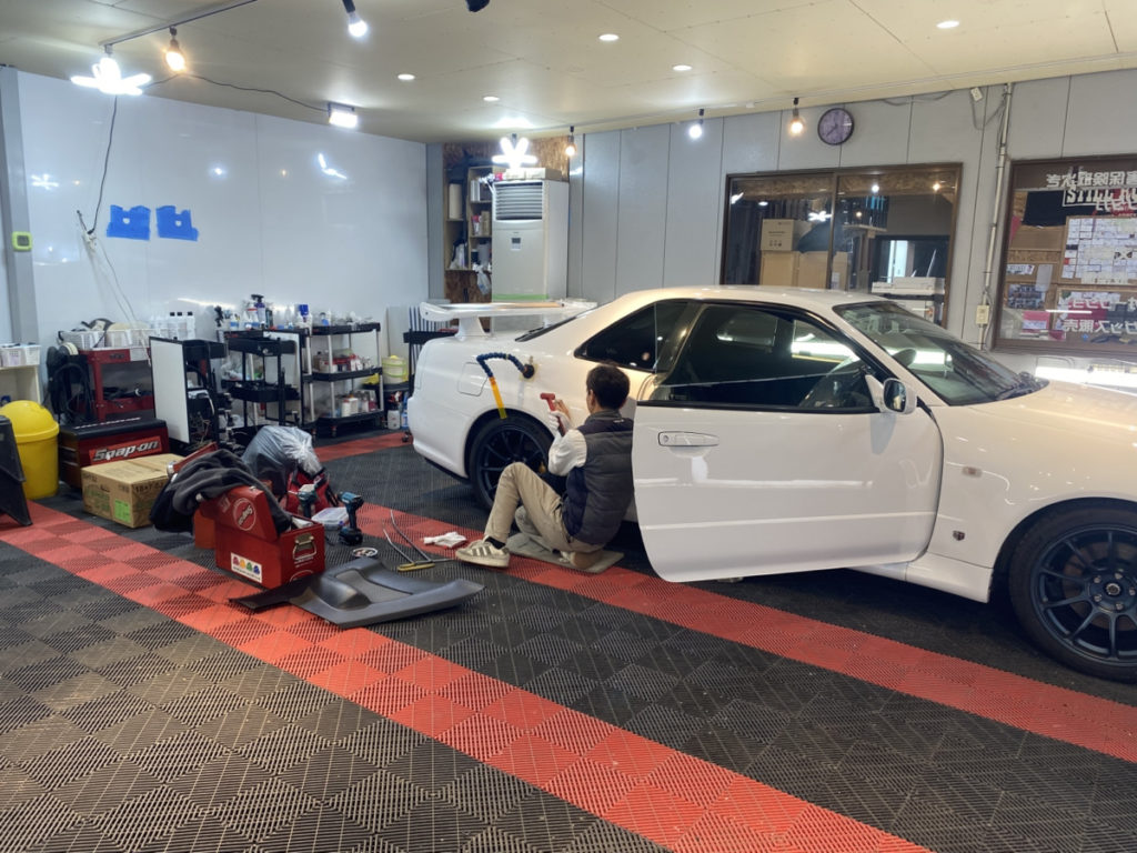 ニッサン・スカイライン34GT-R・V-spec・フロントフル・プロテクションフィルム施工・コーティング一年メンテナンス!!!